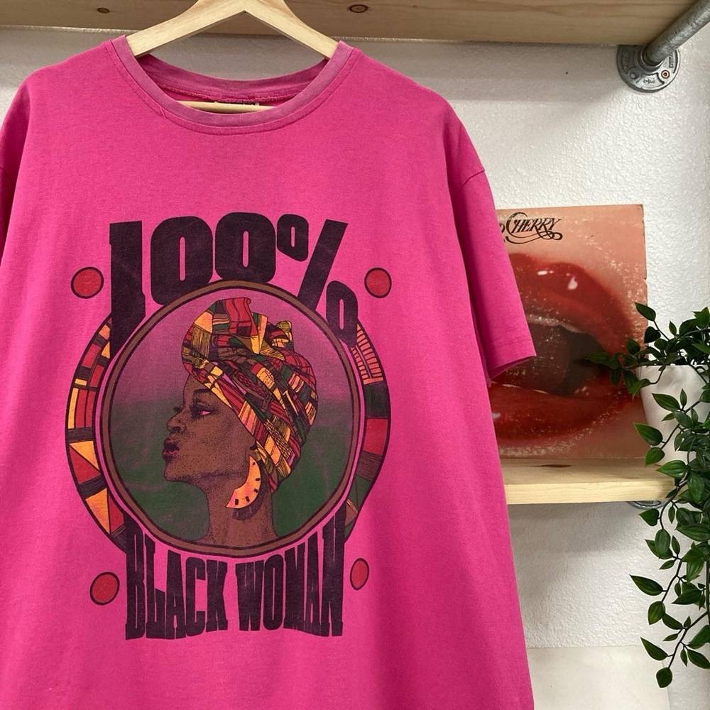 Vintage 100% Black Woman Tshirt